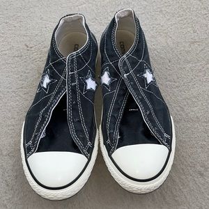 CONVERSE one star black yea is shoes youth size 4/womens 6-6.5
